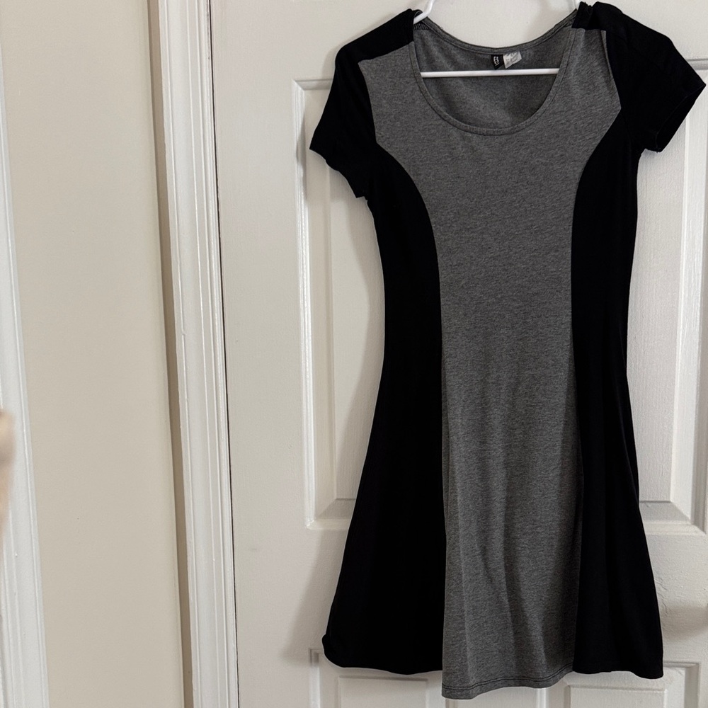 Stylish Gray and Black Women's Dress size S